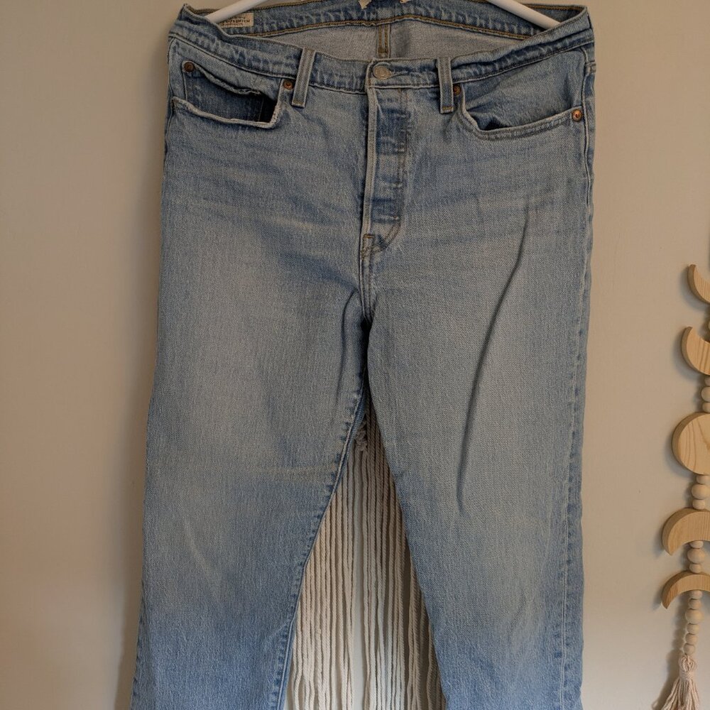 Women's 32, Wedgie Straight Leg
